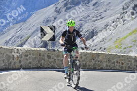 Photo #2247509 | 07-07-2022 10:02 | Passo Dello Stelvio - Prato side BICYCLES