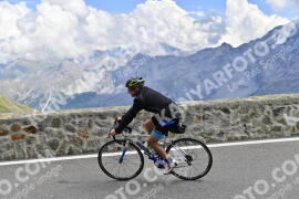 Photo #2420619 | 27-07-2022 13:50 | Passo Dello Stelvio - Prato side BICYCLES