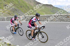 Photo #2407085 | 26-07-2022 14:07 | Passo Dello Stelvio - Prato side BICYCLES