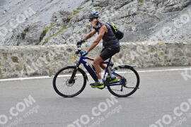 Photo #2384374 | 24-07-2022 14:18 | Passo Dello Stelvio - Prato side BICYCLES