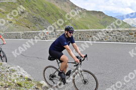 Photo #2430946 | 29-07-2022 13:12 | Passo Dello Stelvio - Prato side BICYCLES
