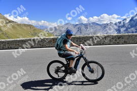 Photo #2738893 | 25-08-2022 12:33 | Passo Dello Stelvio - Prato side BICYCLES
