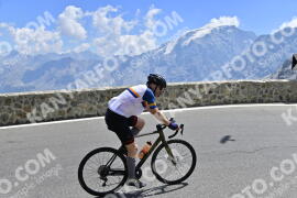 Photo #2354894 | 19-07-2022 12:23 | Passo Dello Stelvio - Prato side BICYCLES