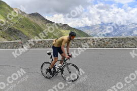 Photo #2420927 | 27-07-2022 14:04 | Passo Dello Stelvio - Prato side BICYCLES