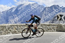 Photo #2756288 | 26-08-2022 13:24 | Passo Dello Stelvio - Prato side BICYCLES