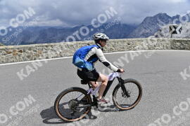 Photo #2443750 | 30-07-2022 14:29 | Passo Dello Stelvio - Prato side BICYCLES