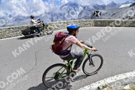 Photo #2425229 | 28-07-2022 13:50 | Passo Dello Stelvio - Prato side BICYCLES