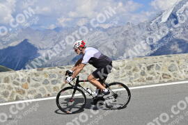 Photo #2386139 | 24-07-2022 16:37 | Passo Dello Stelvio - Prato side BICYCLES