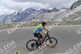 Photo #2247425 | 07-07-2022 14:01 | Passo Dello Stelvio - Prato side BICYCLES