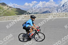 Photo #2385343 | 24-07-2022 15:26 | Passo Dello Stelvio - Prato side BICYCLES