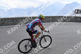 Photo #2365081 | 21-07-2022 11:04 | Passo Dello Stelvio - Prato side BICYCLES