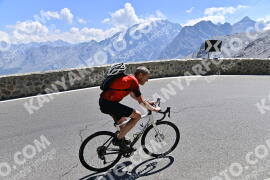 Photo #2370140 | 22-07-2022 12:00 | Passo Dello Stelvio - Prato side BICYCLES