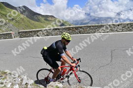 Photo #2425148 | 28-07-2022 13:22 | Passo Dello Stelvio - Prato side BICYCLES