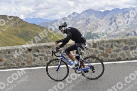 Photo #2765312 | 28-08-2022 12:07 | Passo Dello Stelvio - Prato side BICYCLES