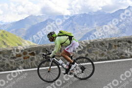 Photo #2405393 | 26-07-2022 11:04 | Passo Dello Stelvio - Prato side BICYCLES
