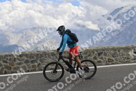 Photo #2660511 | 15-08-2022 13:41 | Passo Dello Stelvio - Prato side BICYCLES