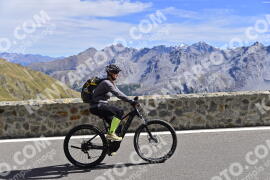 Photo #2878110 | 13-09-2022 12:25 | Passo Dello Stelvio - Prato side BICYCLES