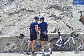 Photo #2479587 | 01-08-2022 13:15 | Passo Dello Stelvio - Prato side BICYCLES