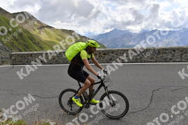 Photo #2405063 | 26-07-2022 10:26 | Passo Dello Stelvio - Prato side BICYCLES
