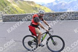 Photo #2482151 | 02-08-2022 10:28 | Passo Dello Stelvio - Prato side BICYCLES