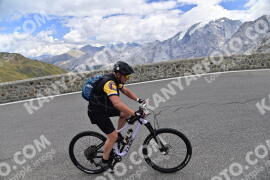 Photo #2765847 | 28-08-2022 13:29 | Passo Dello Stelvio - Prato side BICYCLES