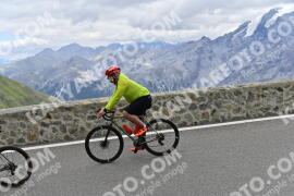 Photo #2460625 | 31-07-2022 14:12 | Passo Dello Stelvio - Prato side BICYCLES