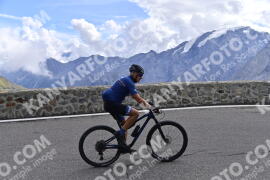 Photo #2839406 | 07-09-2022 11:00 | Passo Dello Stelvio - Prato side BICYCLES