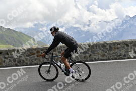 Photo #2416745 | 27-07-2022 11:36 | Passo Dello Stelvio - Prato side BICYCLES