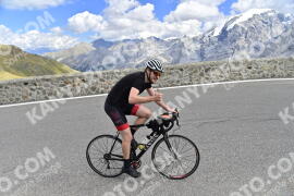 Photo #2812330 | 04-09-2022 14:22 | Passo Dello Stelvio - Prato side BICYCLES