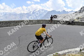 Photo #2400086 | 25-07-2022 12:07 | Passo Dello Stelvio - Prato side BICYCLES