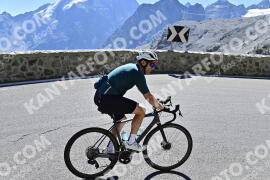 Photo #2350418 | 18-07-2022 10:45 | Passo Dello Stelvio - Prato side BICYCLES