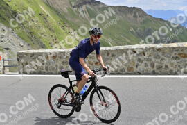 Photo #2309889 | 15-07-2022 12:24 | Passo Dello Stelvio - Prato side BICYCLES