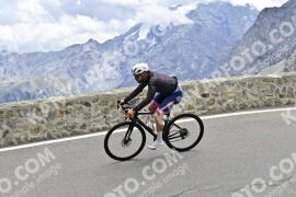 Photo #2405635 | 26-07-2022 11:42 | Passo Dello Stelvio - Prato side BICYCLES