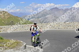 Photo #2331938 | 16-07-2022 16:35 | Passo Dello Stelvio - Prato side BICYCLES