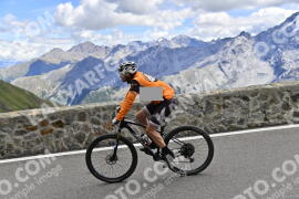 Photo #2485838 | 02-08-2022 12:52 | Passo Dello Stelvio - Prato side BICYCLES