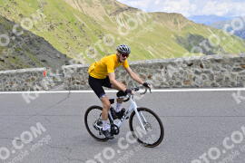 Photo #2406843 | 26-07-2022 13:32 | Passo Dello Stelvio - Prato side BICYCLES