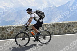 Photo #2366254 | 21-07-2022 12:02 | Passo Dello Stelvio - Prato side BICYCLES