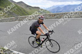 Photo #2439752 | 30-07-2022 11:41 | Passo Dello Stelvio - Prato side BICYCLES