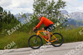 Foto #3741841 | 06-08-2023 12:42 | Pordoi Pass BICYCLES