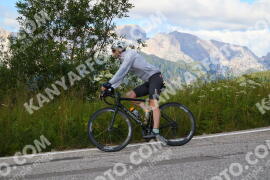 Foto #3734973 | 06-08-2023 10:19 | Pordoi Pass BICYCLES