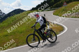 Foto #3586432 | 26-07-2023 15:25 | Gardena Pass BICYCLES