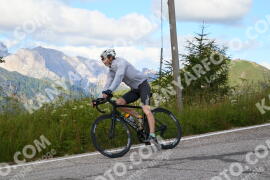 Photo #3734966 | 06-08-2023 10:19 | Pordoi Pass BICYCLES