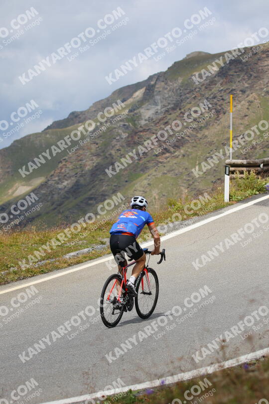 Photo #2464316 | 31-07-2022 14:47 | Passo Dello Stelvio - Peak BICYCLES