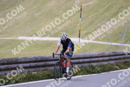 Foto #2432818 | 29-07-2022 12:57 | Passo Dello Stelvio - die Spitze BICYCLES