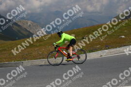 Photo #2382039 | 24-07-2022 10:50 | Passo Dello Stelvio - Peak BICYCLES