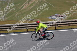 Photo #2411634 | 25-07-2022 12:15 | Passo Dello Stelvio - Peak BICYCLES