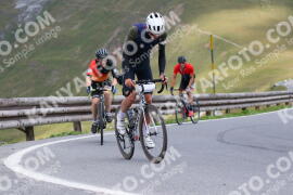 Photo #2410703 | 26-07-2022 11:32 | Passo Dello Stelvio - Peak BICYCLES