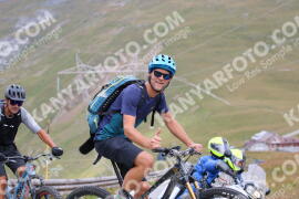 Photo #2458930 | 31-07-2022 10:58 | Passo Dello Stelvio - Peak BICYCLES