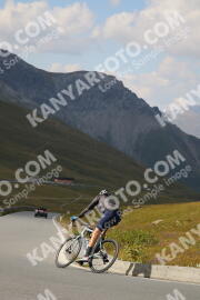 Photo #2395203 | 24-07-2022 15:54 | Passo Dello Stelvio - Peak BICYCLES