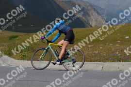 Photo #2394081 | 24-07-2022 14:09 | Passo Dello Stelvio - Peak BICYCLES